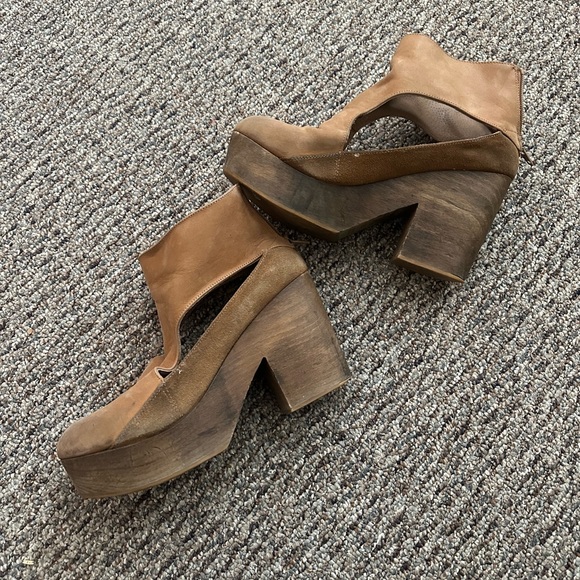 Free People New Horizons Clog - Picture 2 of 6